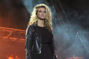 tori kelly blood clots