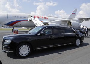 Putin Gifts Kim Jong Un A Luxury Russian Limo  1