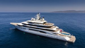 Russian Oligarch’s Yacht Cost US Taxpayers $1 Million A Month 1