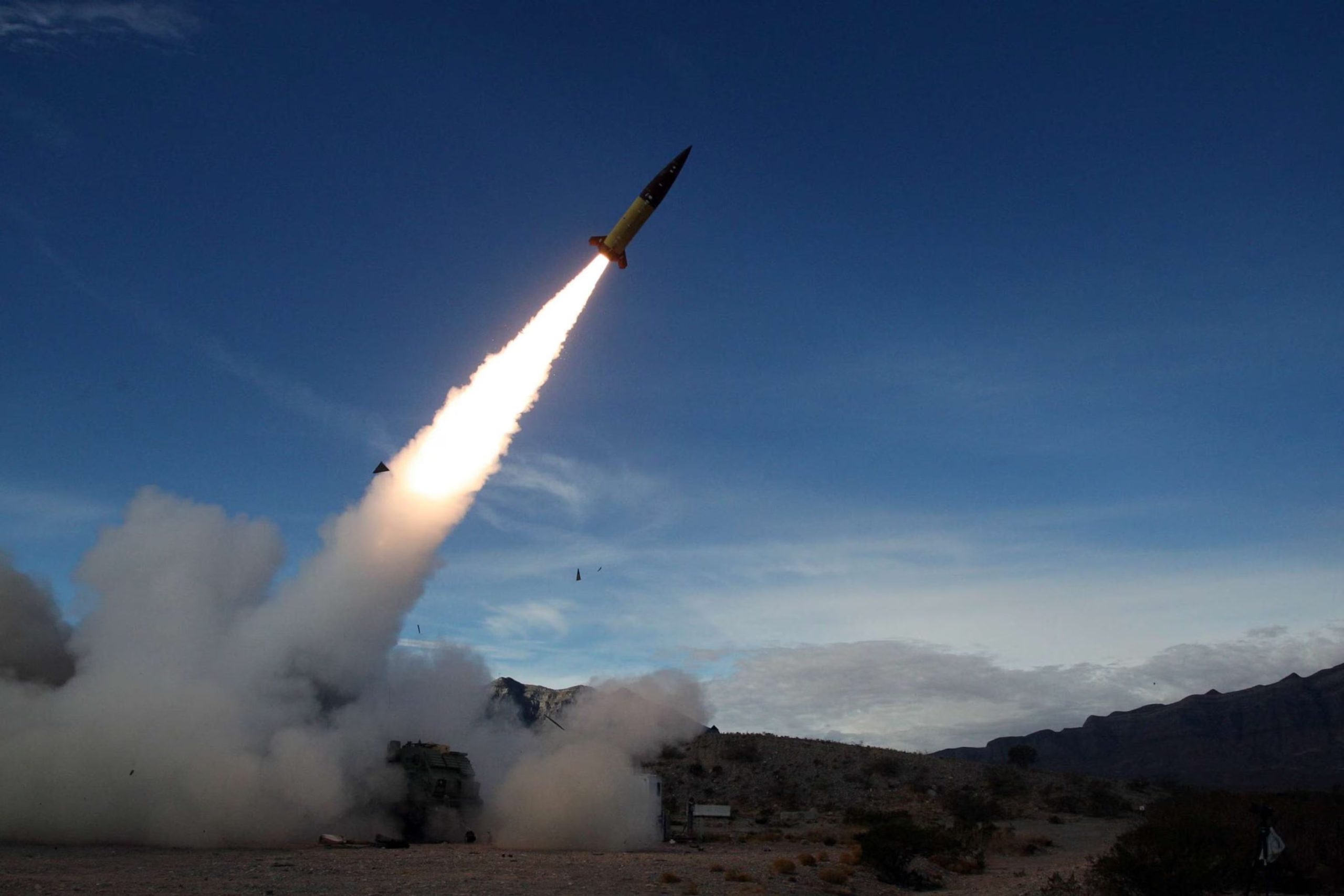 Russia Reverse Engineering Captured US ATACMS Missile Guidance System ...