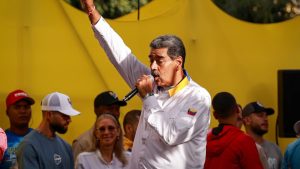 Maduro Deletes WhatsApp On Live TV For Plotting Against Venezuela 1