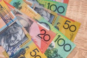 Australia Forces Businesses To Accept Cash For Essential Goods 1